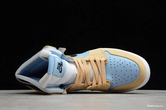 CT0979-400 CT0979-400 GoAnywhere CMFT Blue 1 Zoom Air Psychic 173 Jordan 0530
